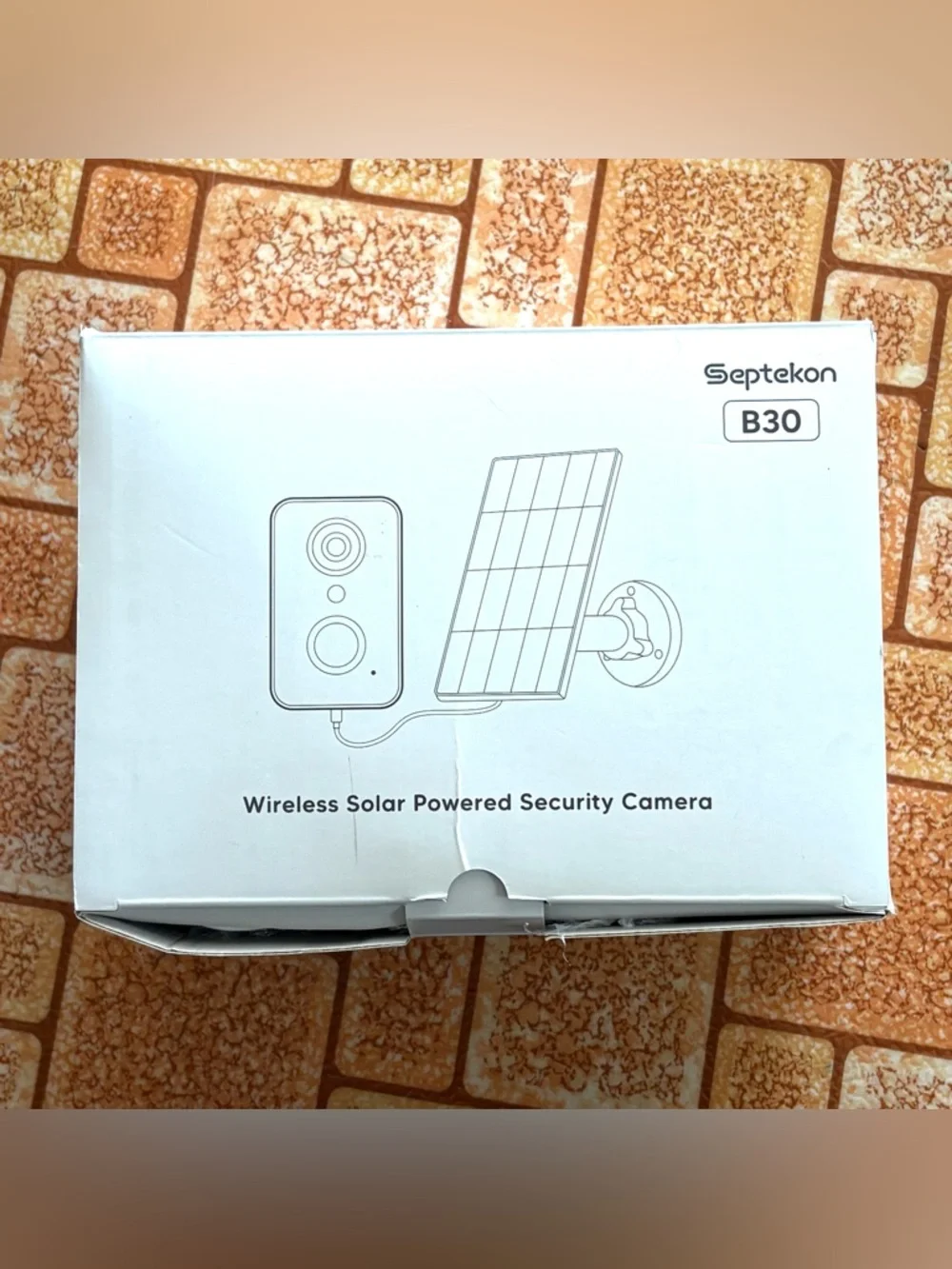 Septekon B30 Wireless Solar Security Camera - White. Waterproof. NWT.